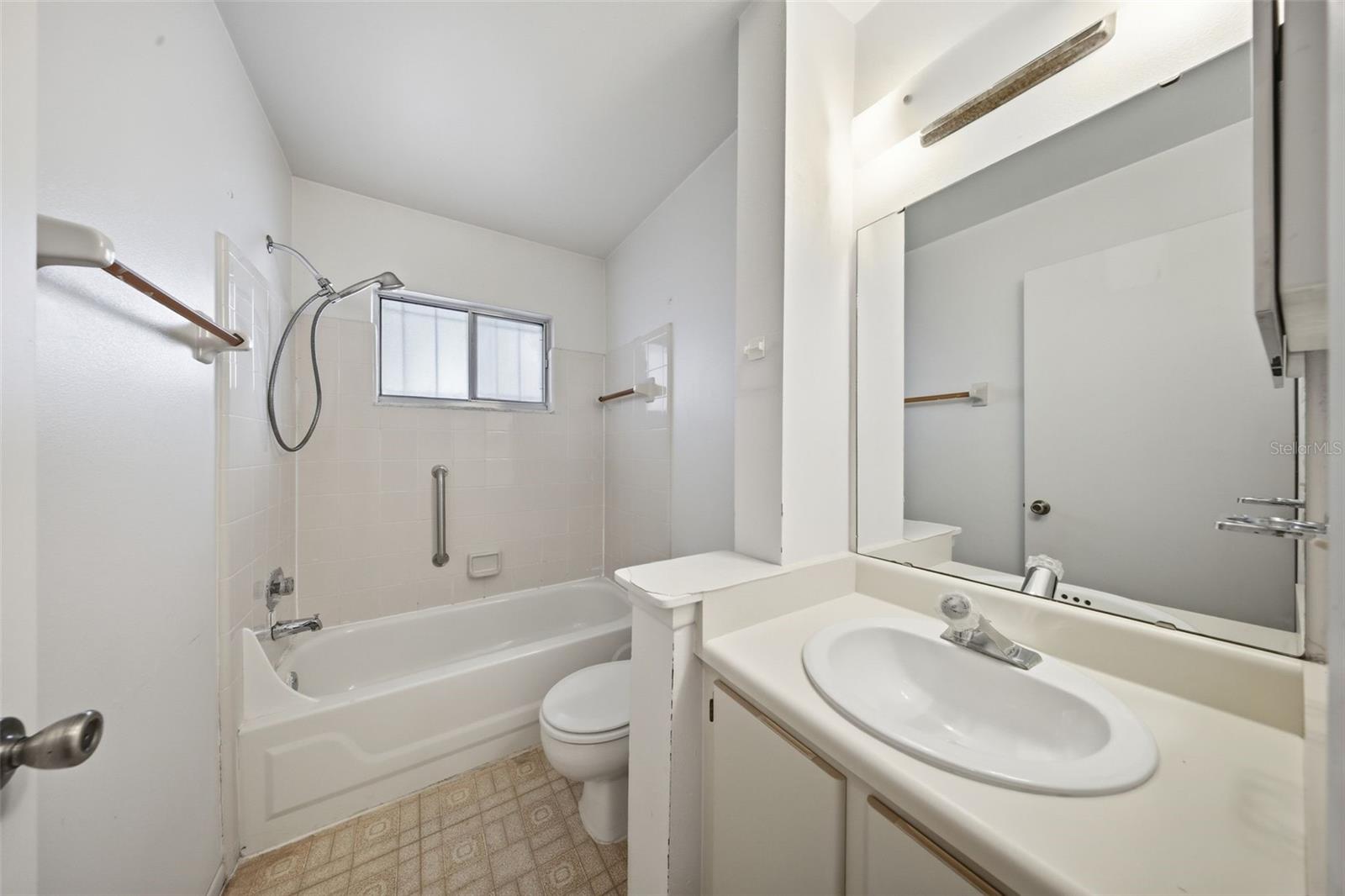 Image 17 of 32 For 1222 Westside Drive