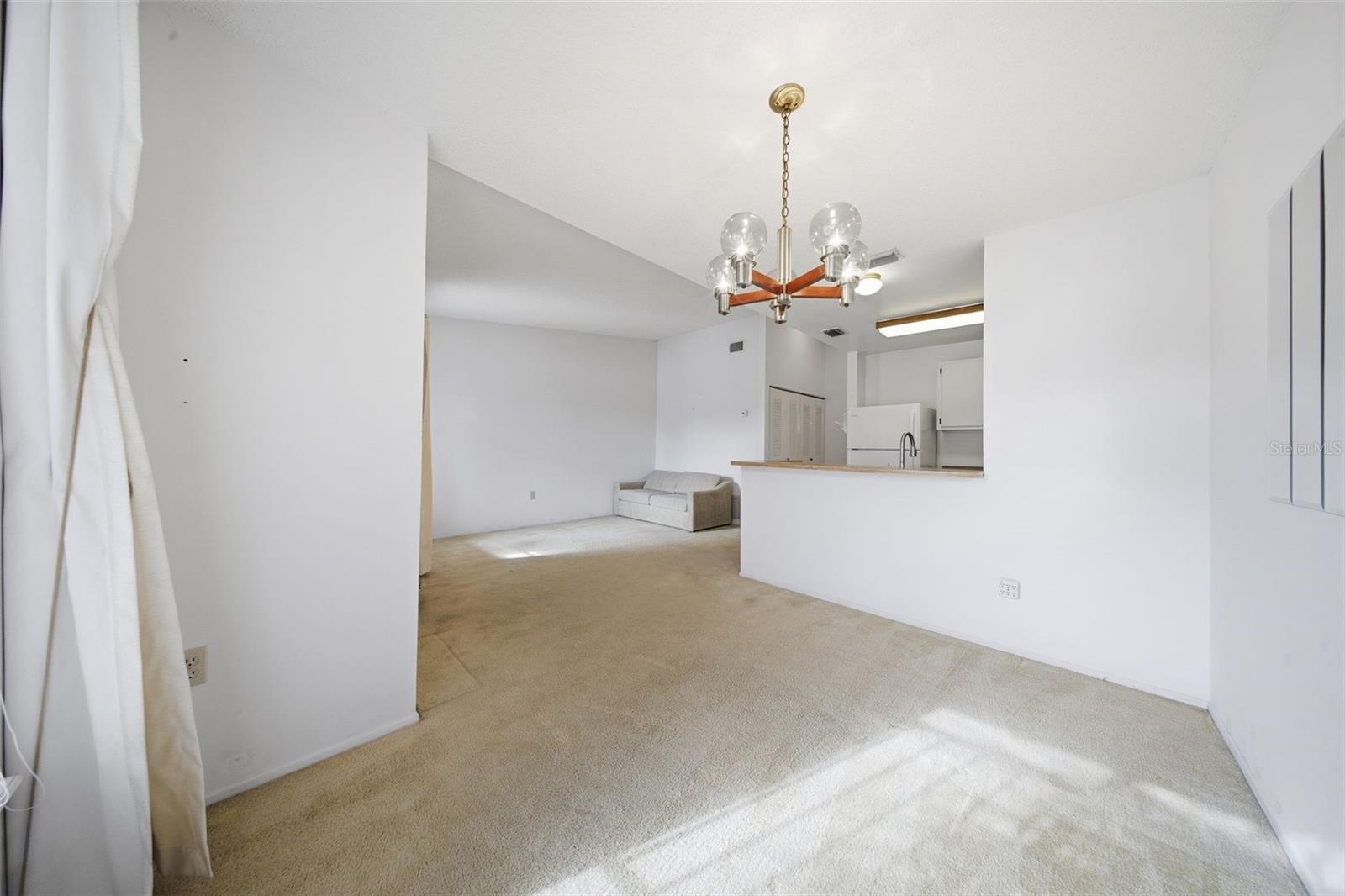 Image 8 of 32 For 1222 Westside Drive