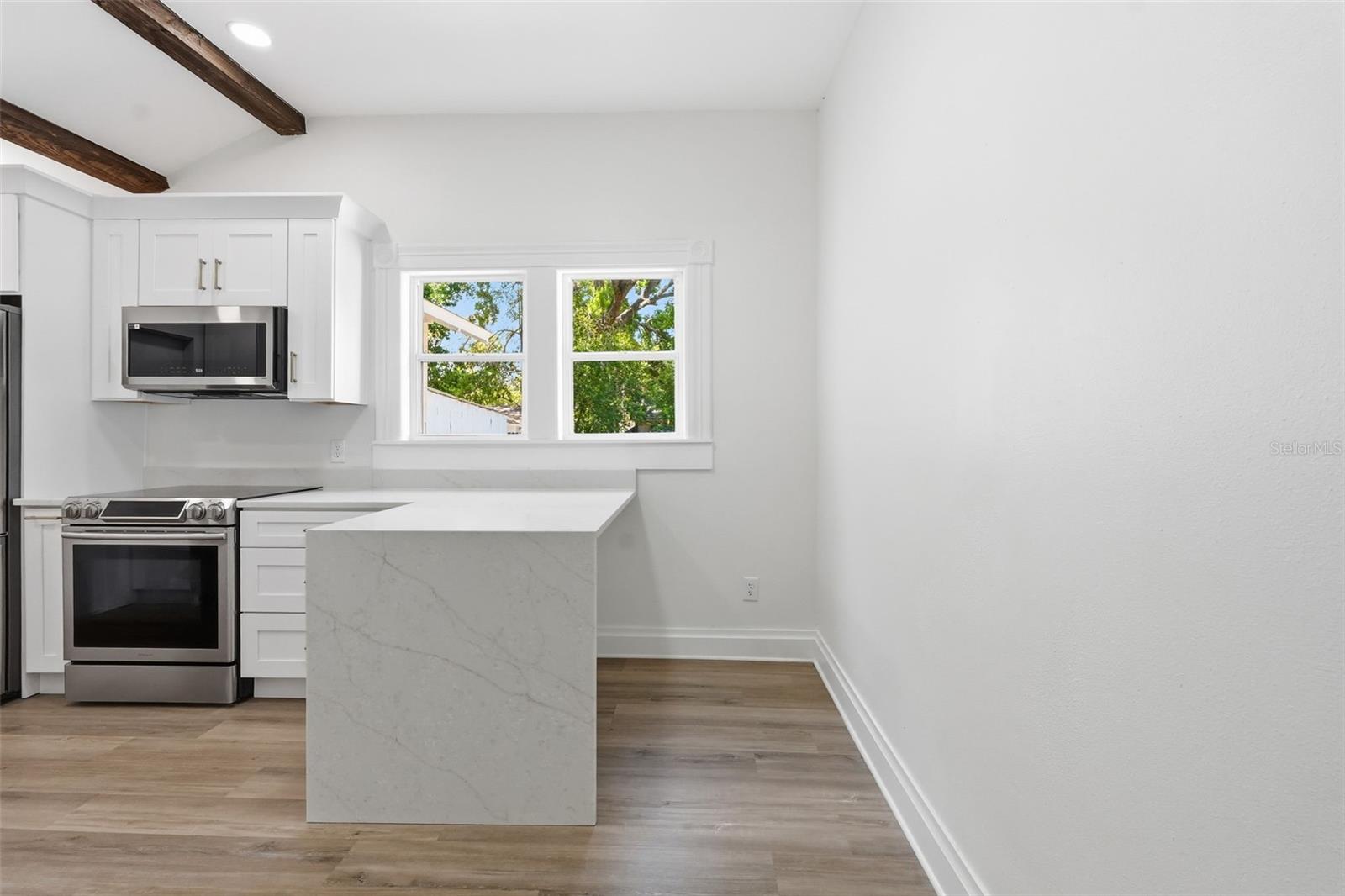 Image 13 of 47 For 10012 10th Street