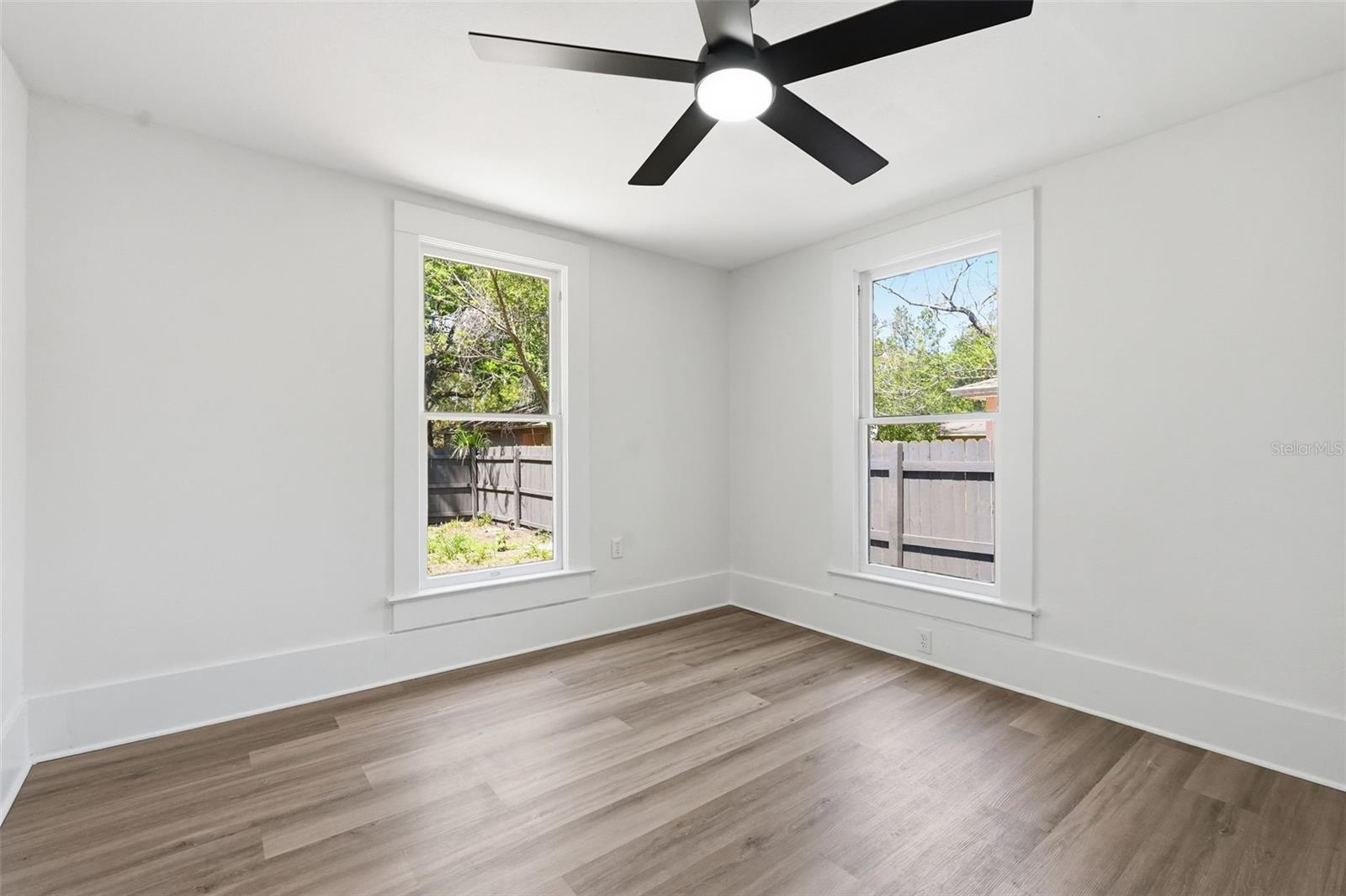 Image 26 of 47 For 10012 10th Street