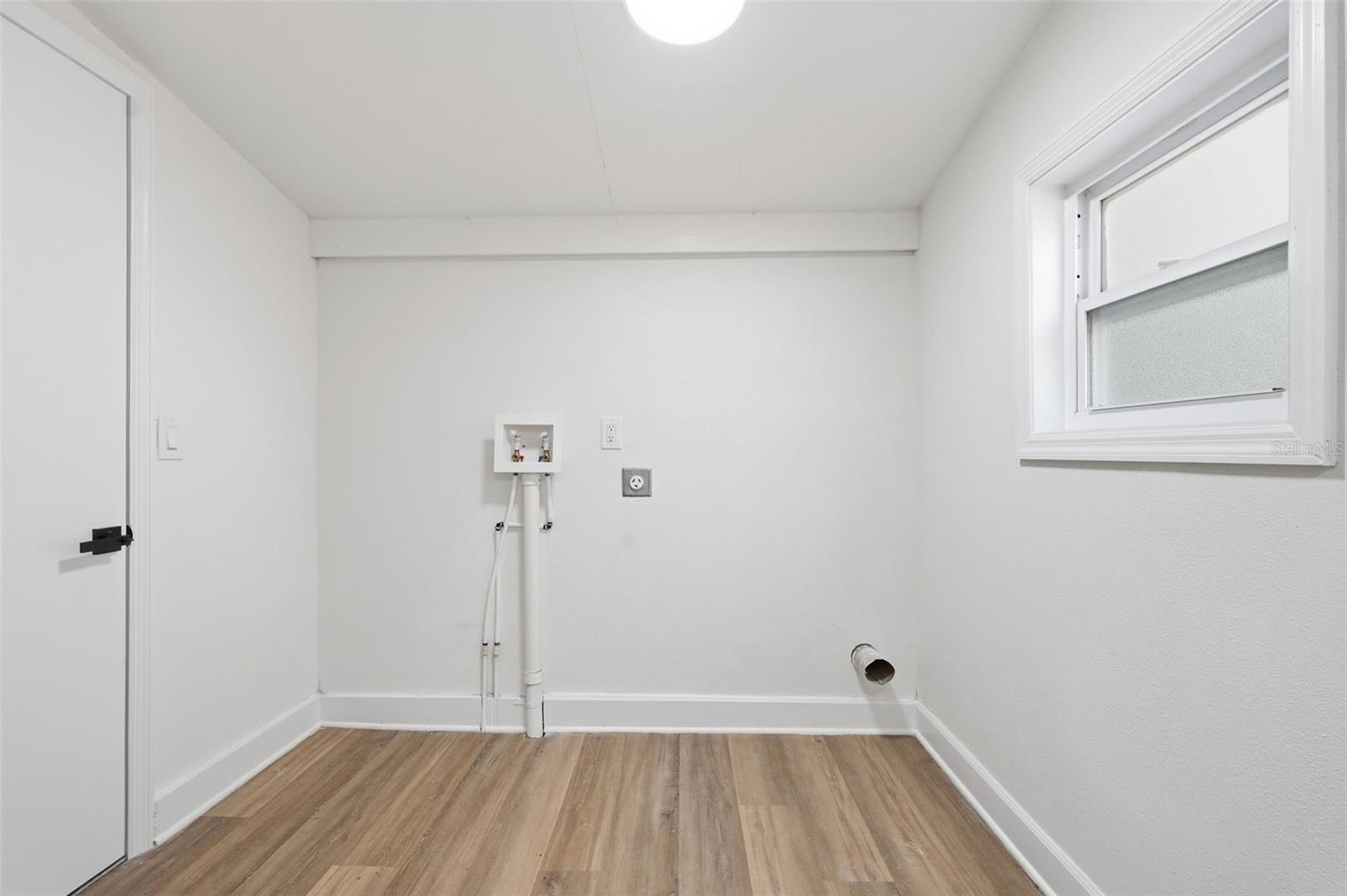 Image 34 of 47 For 10012 10th Street