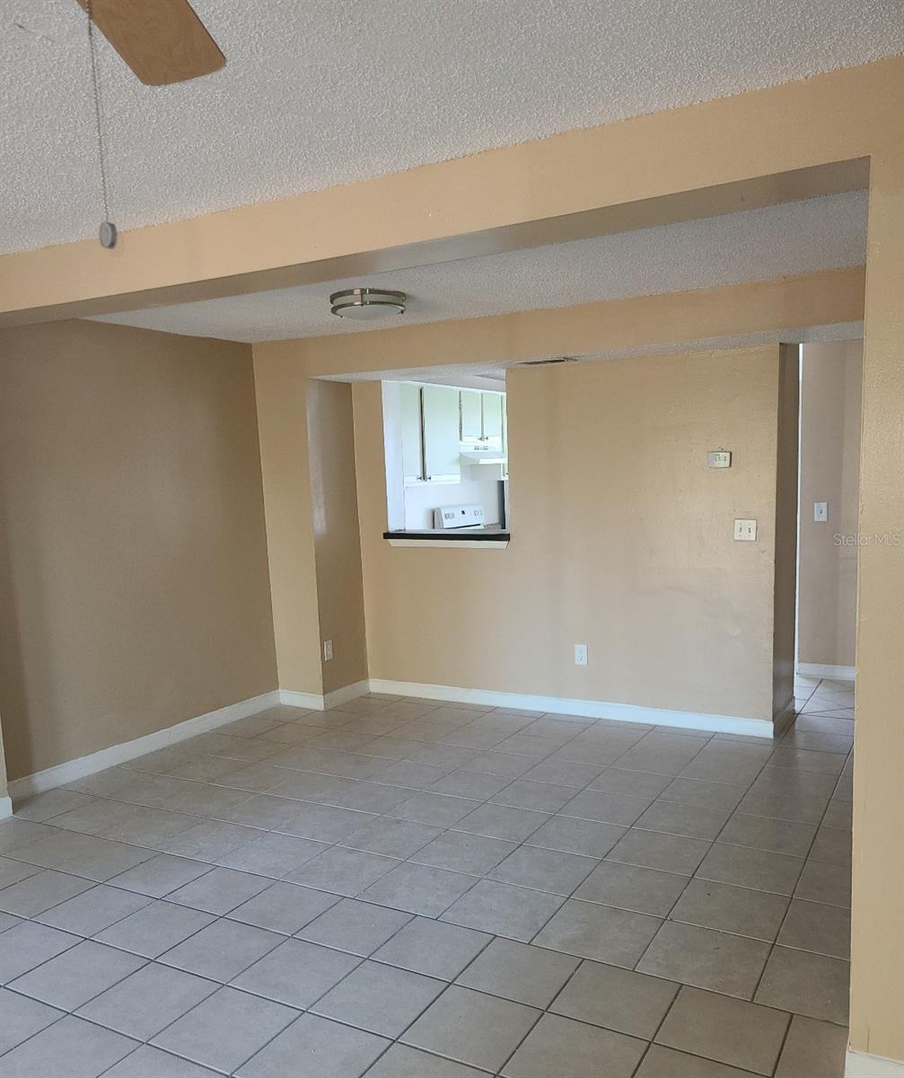 Image 19 of 19 For 4910 Silver Oaks Village B