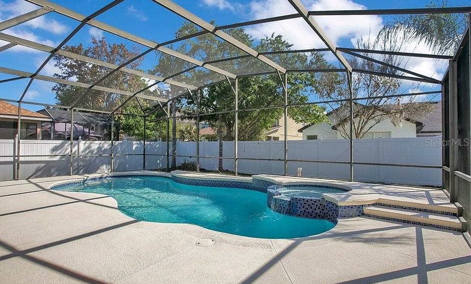 Image 24 of 40 For 14149 Lake Live Oak Drive