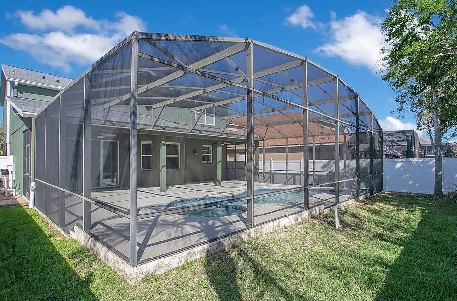 Image 26 of 40 For 14149 Lake Live Oak Drive