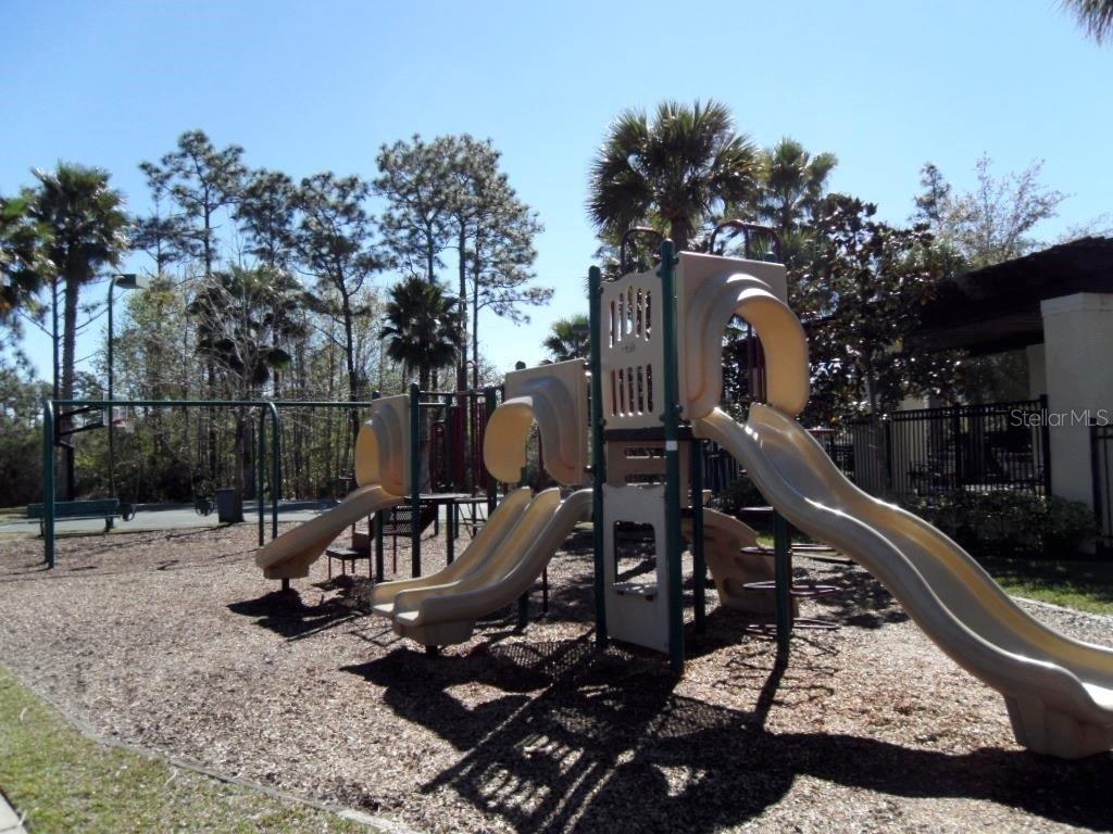 Image 36 of 40 For 14149 Lake Live Oak Drive