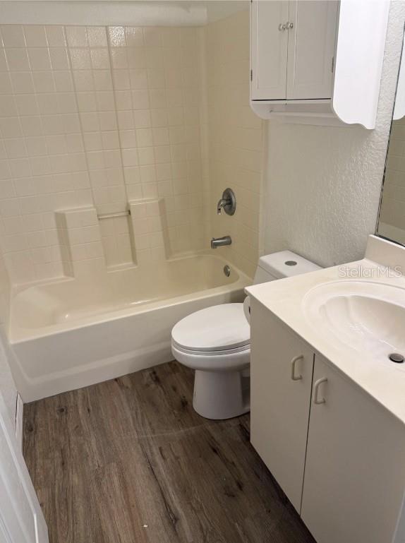 Image 2 of 3 For 1055 Bismarck Road