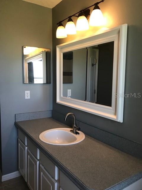 Image 13 of 30 For 972 Cornell Avenue