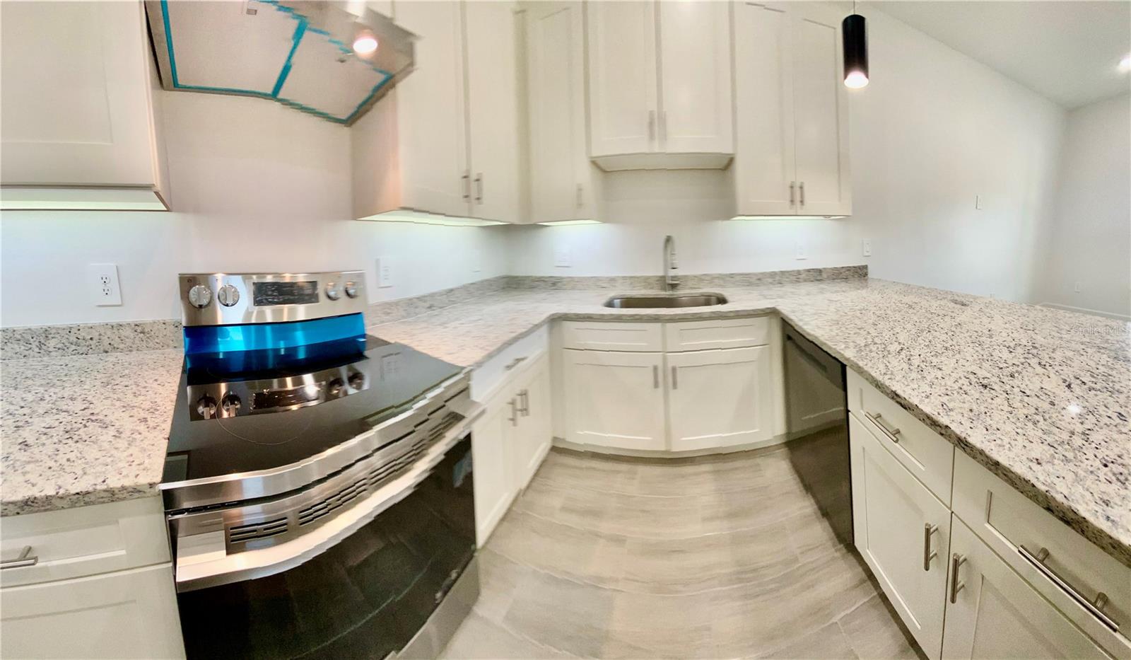 Image 11 of 67 For 10008 Massey Street