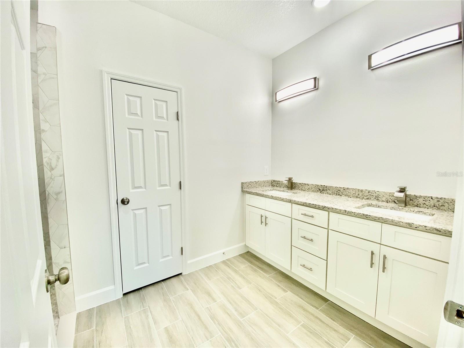 Image 33 of 67 For 10008 Massey Street