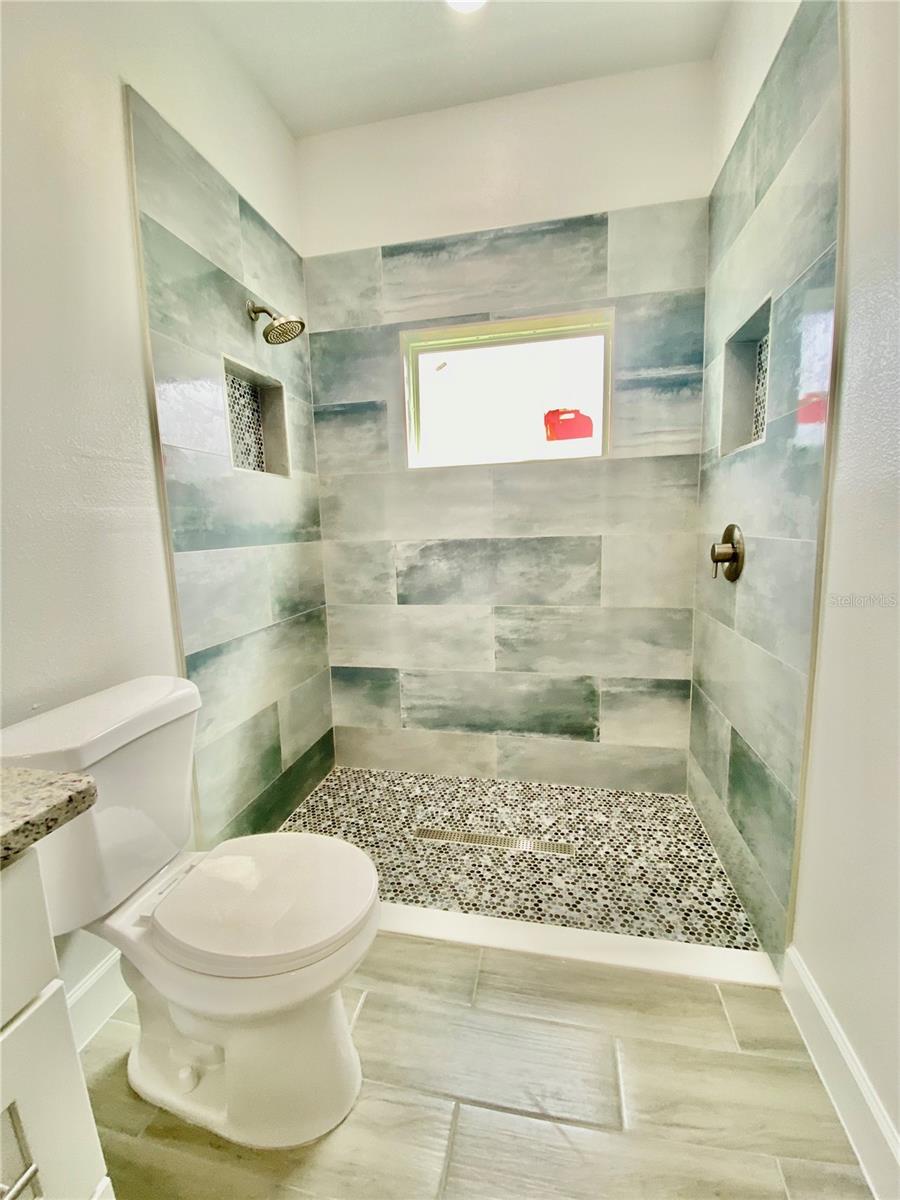 Image 59 of 67 For 10008 Massey Street