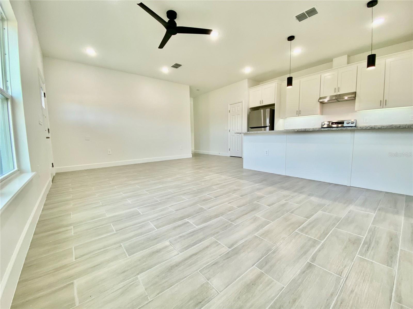 Image 7 of 67 For 10008 Massey Street