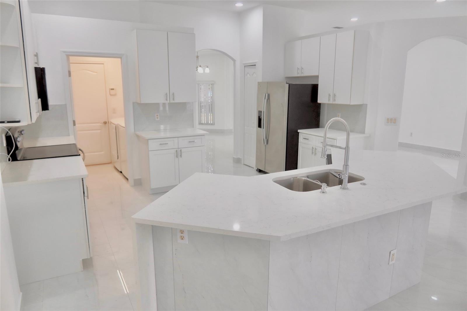 Image 11 of 30 For 10007 Newington Drive