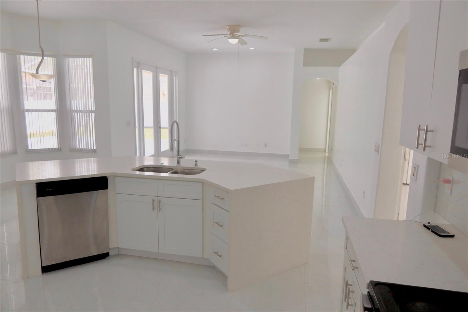 Image 14 of 30 For 10007 Newington Drive