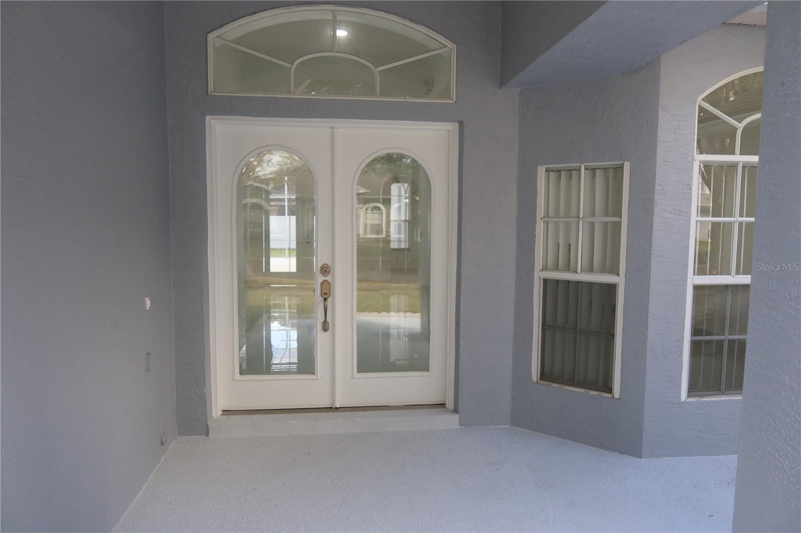 Image 3 of 30 For 10007 Newington Drive