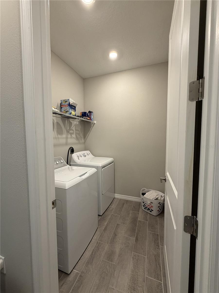 Image 15 of 49 For 3818 Rose Mallow Drive