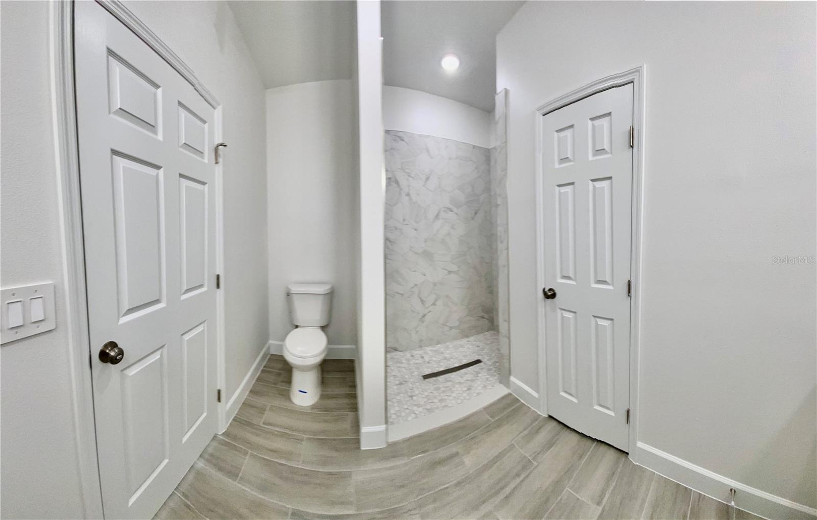 Image 13 of 73 For 10002 Massey Street