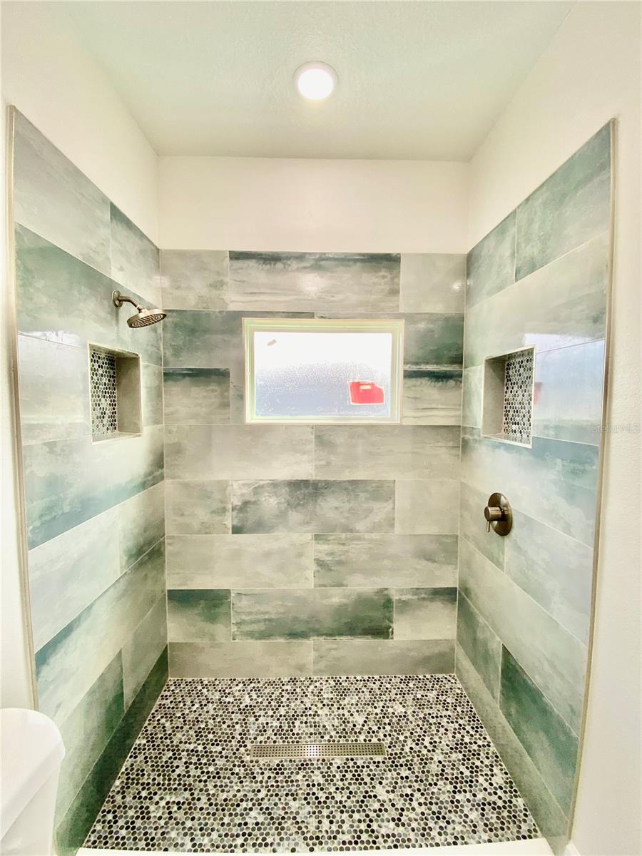 Image 47 of 73 For 10002 Massey Street