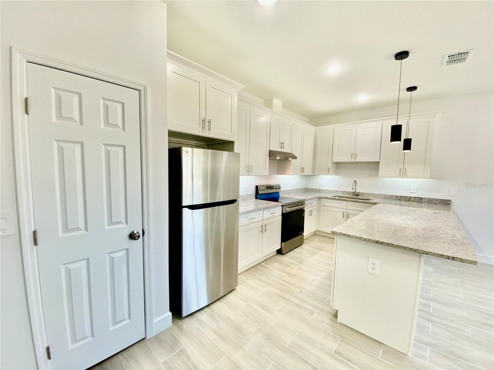 Image 63 of 73 For 10002 Massey Street