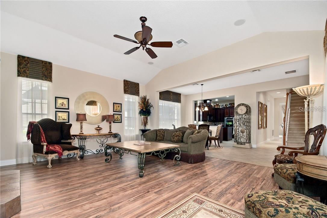 Image 11 of 25 For 11419 Camden Park Drive