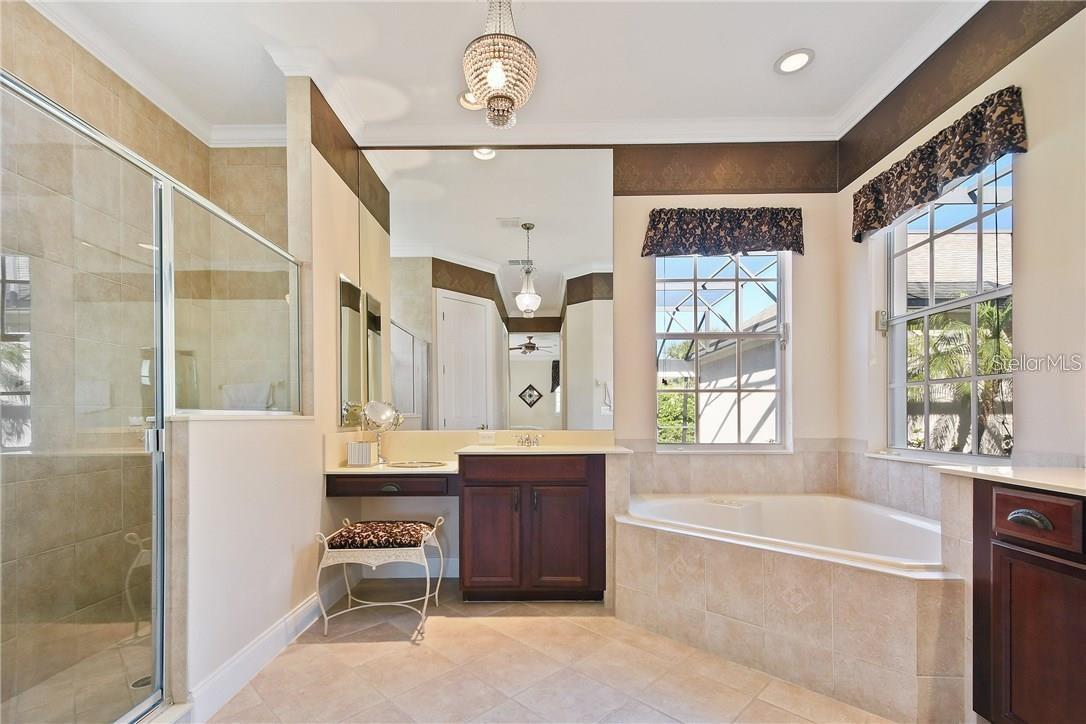 Image 17 of 25 For 11419 Camden Park Drive