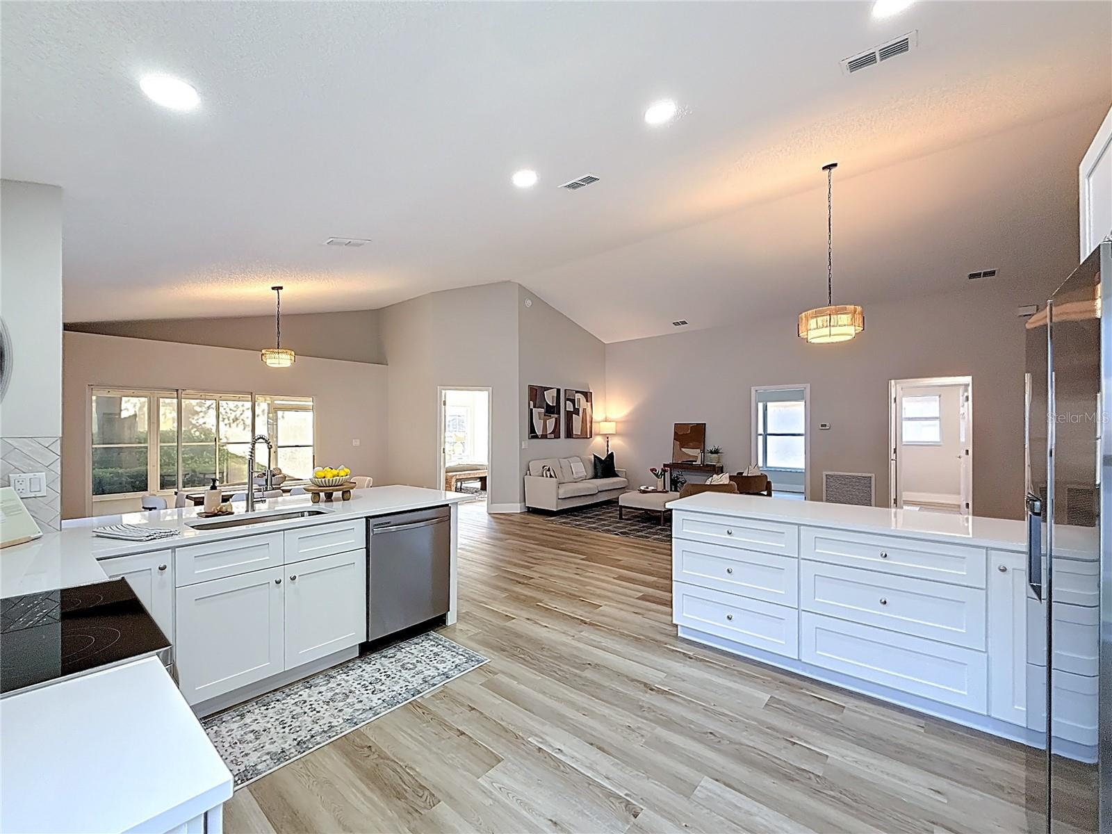 Image 13 of 36 For 3721 Doune Way