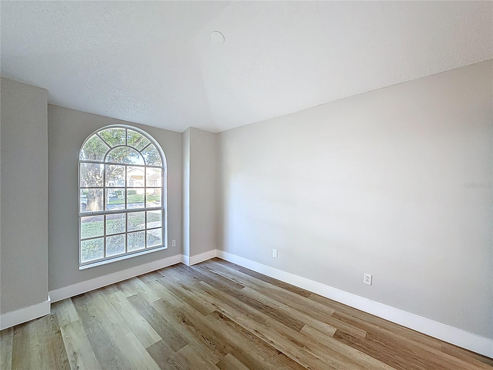 Image 15 of 36 For 3721 Doune Way