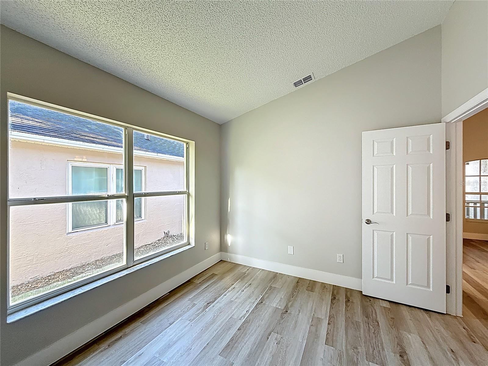 Image 22 of 36 For 3721 Doune Way