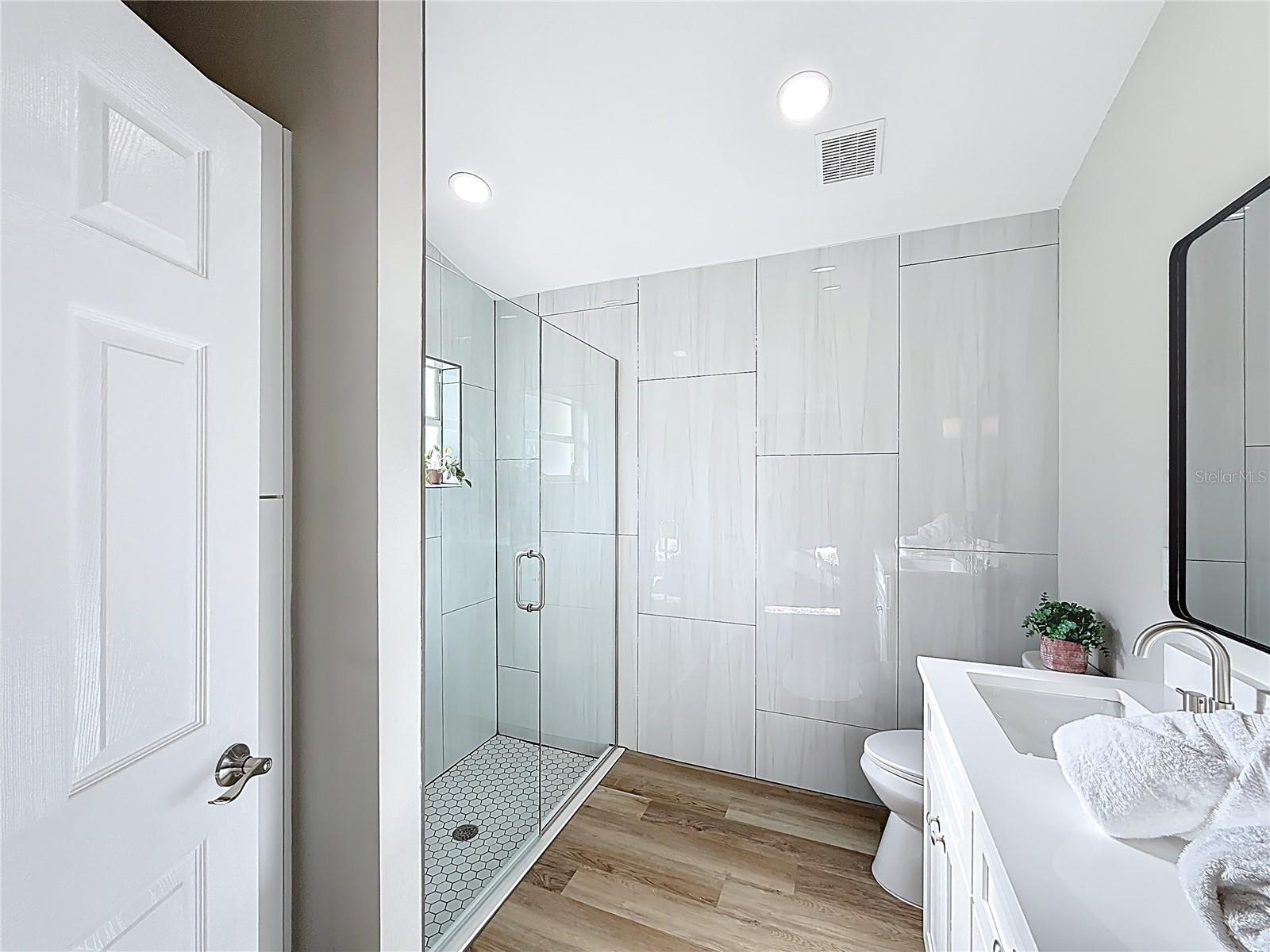 Image 32 of 36 For 3721 Doune Way