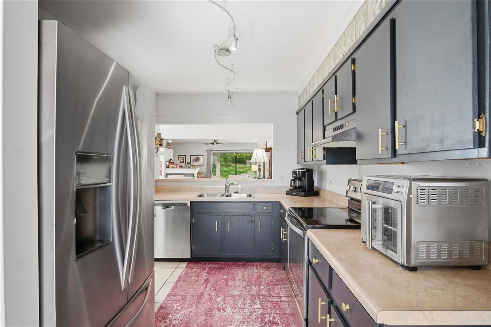 Image 10 of 50 For 708 Teal Lane