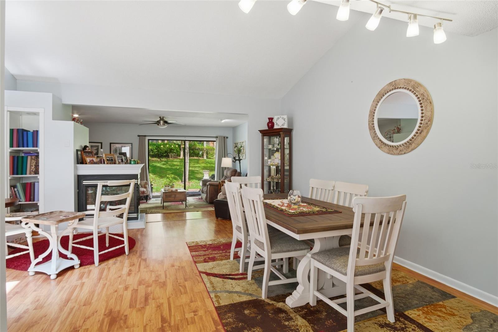 Image 11 of 50 For 708 Teal Lane