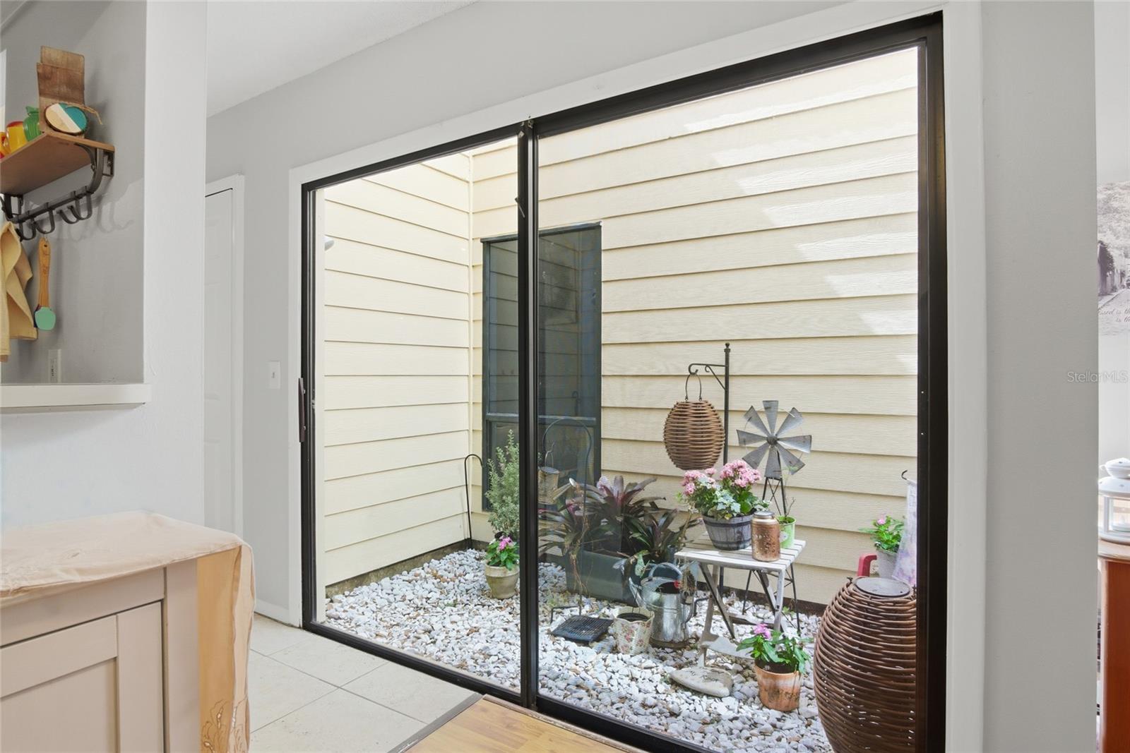 Image 15 of 50 For 708 Teal Lane