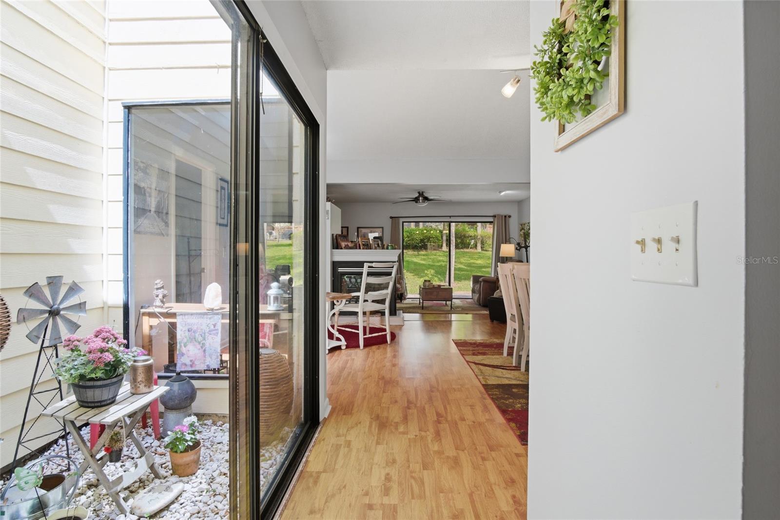 Image 19 of 50 For 708 Teal Lane