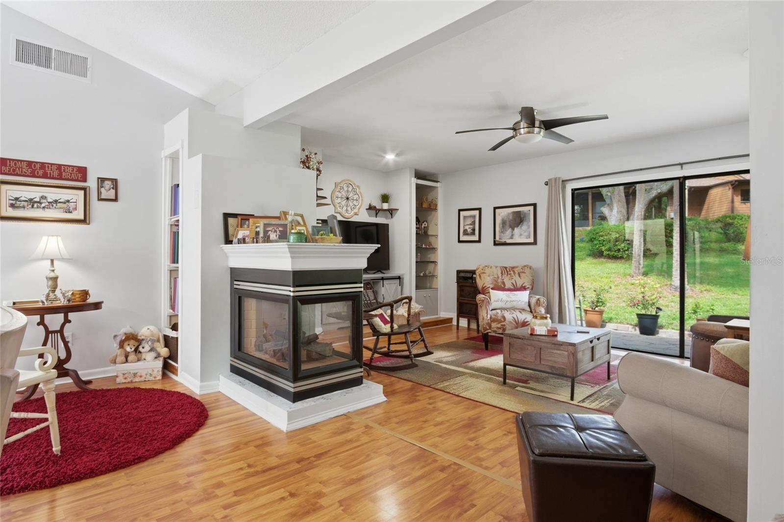 Image 21 of 50 For 708 Teal Lane