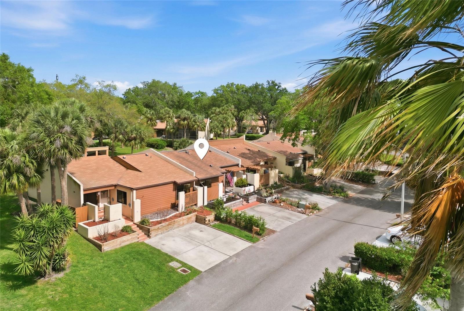 Image 5 of 50 For 708 Teal Lane