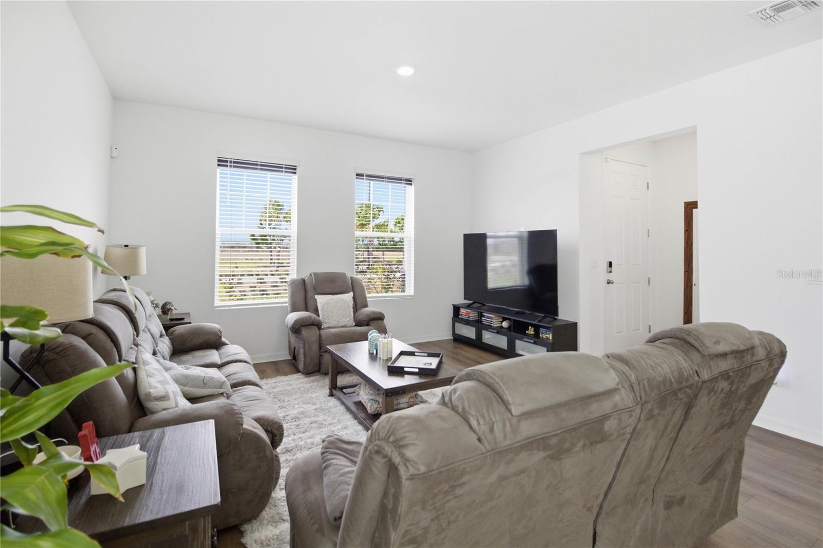 Image 10 of 38 For 4601 Cross Prairie Parkway