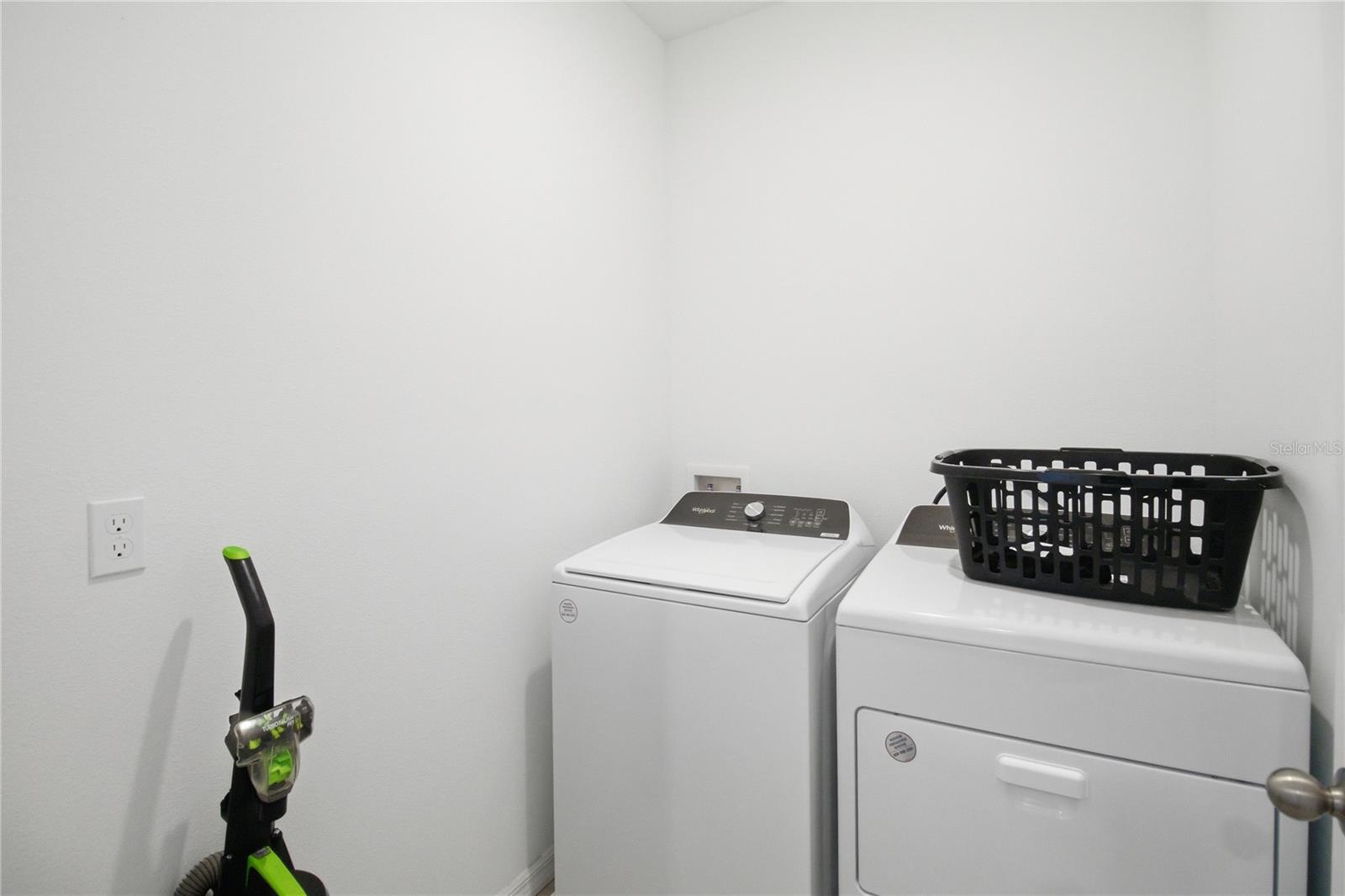 Image 33 of 38 For 4601 Cross Prairie Parkway