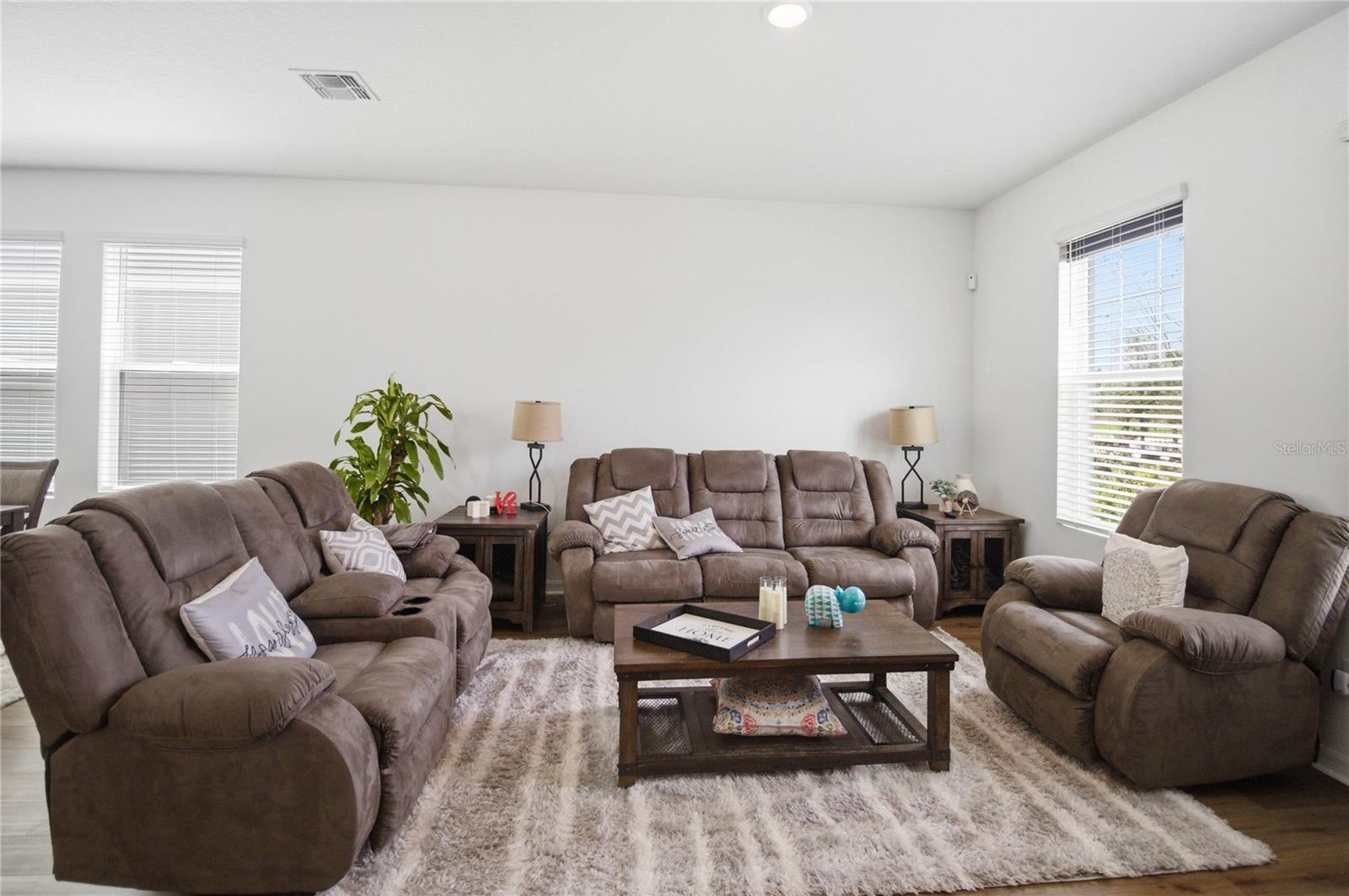 Image 9 of 38 For 4601 Cross Prairie Parkway