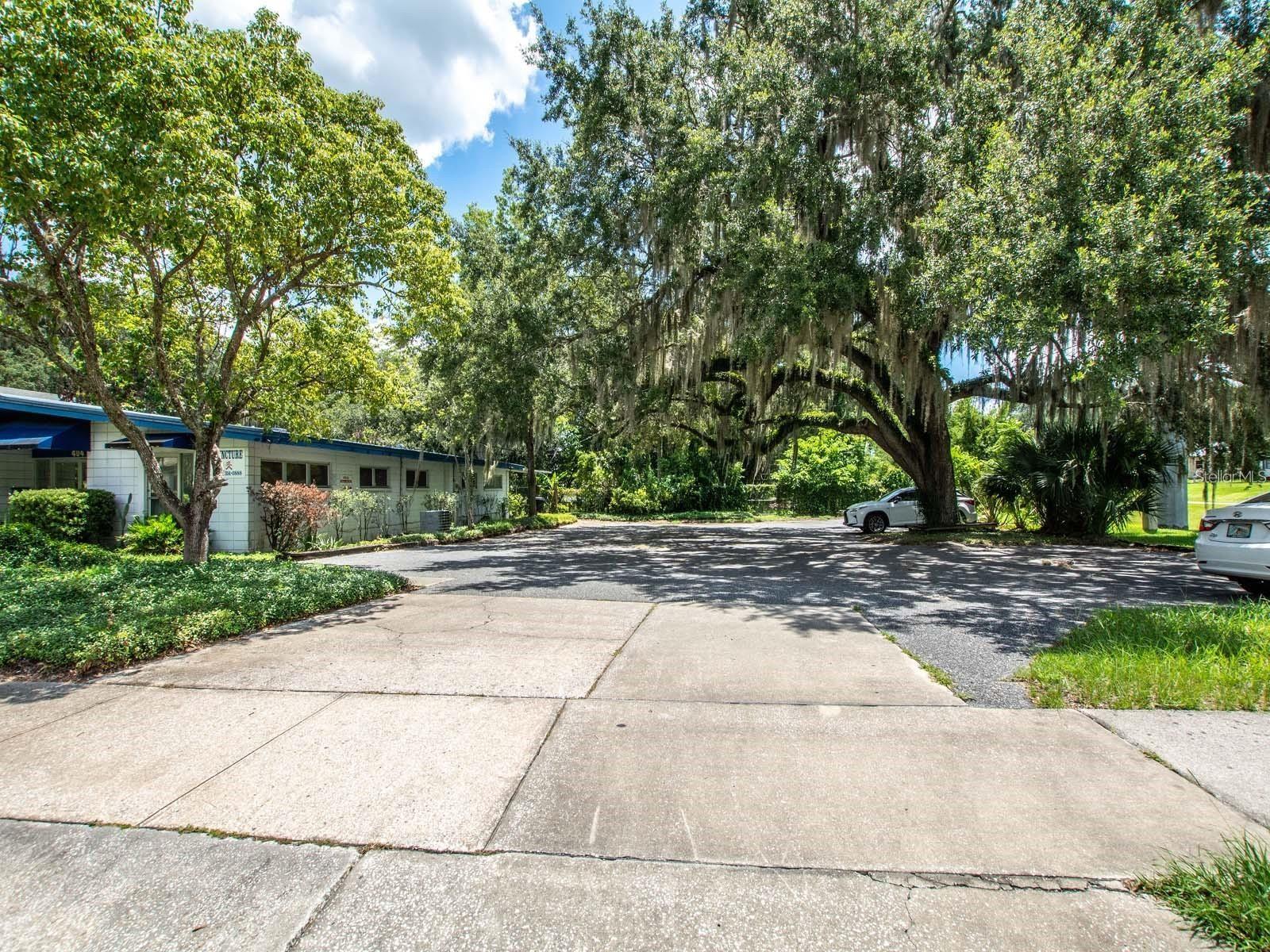 Image 3 of 25 For 404 Perkins Street