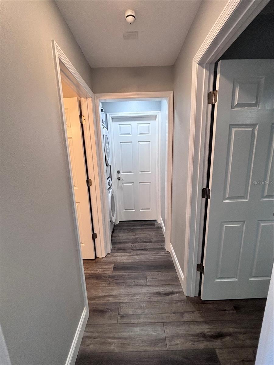 Image 15 of 19 For 3571 Lake Eleanor Drive