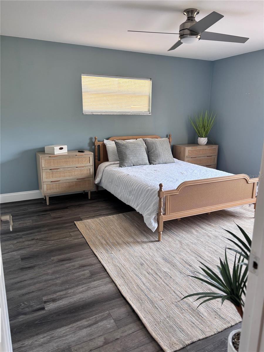 Image 18 of 19 For 3571 Lake Eleanor Drive