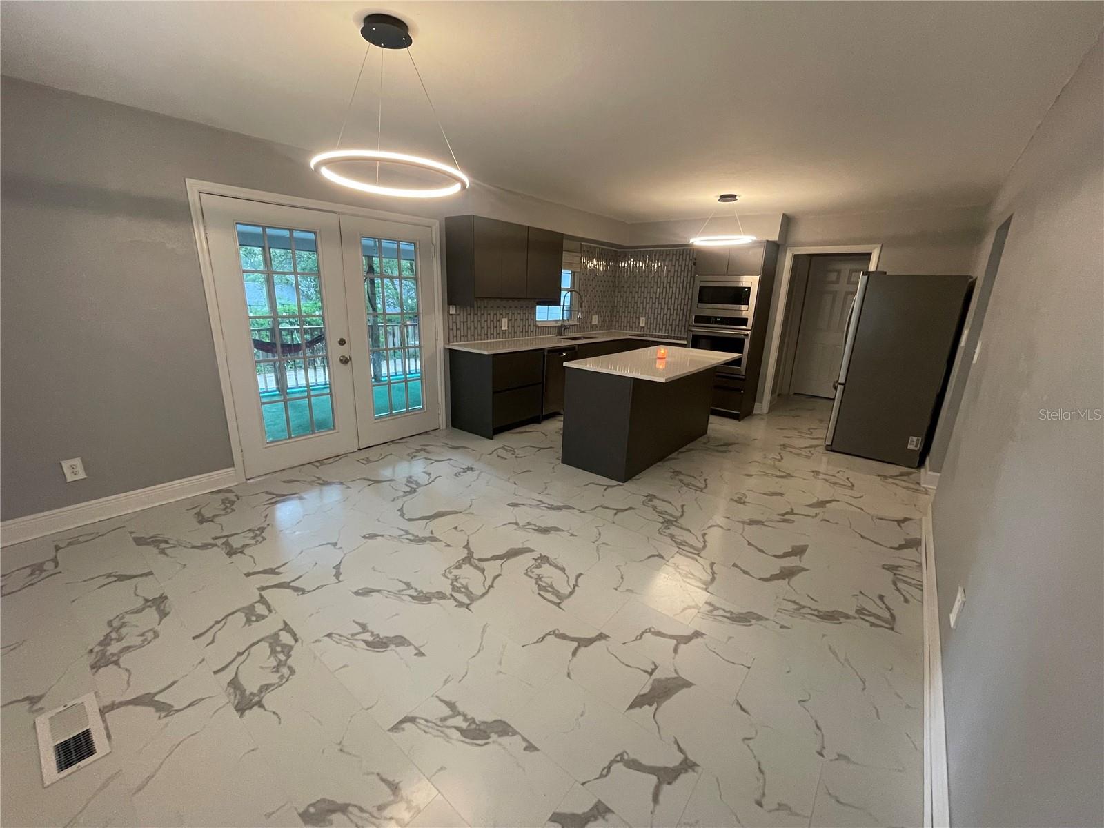 Image 6 of 19 For 1108 Cuerno Street