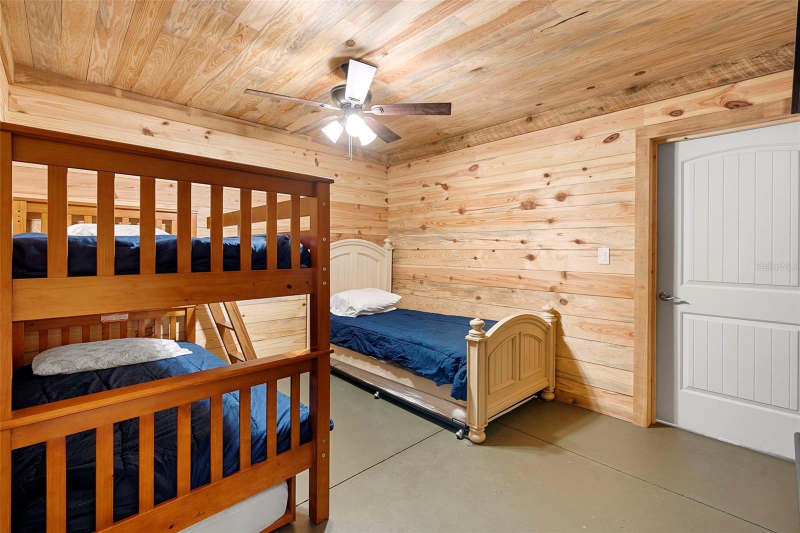 Image 19 of 93 For 2026 Lewis Road