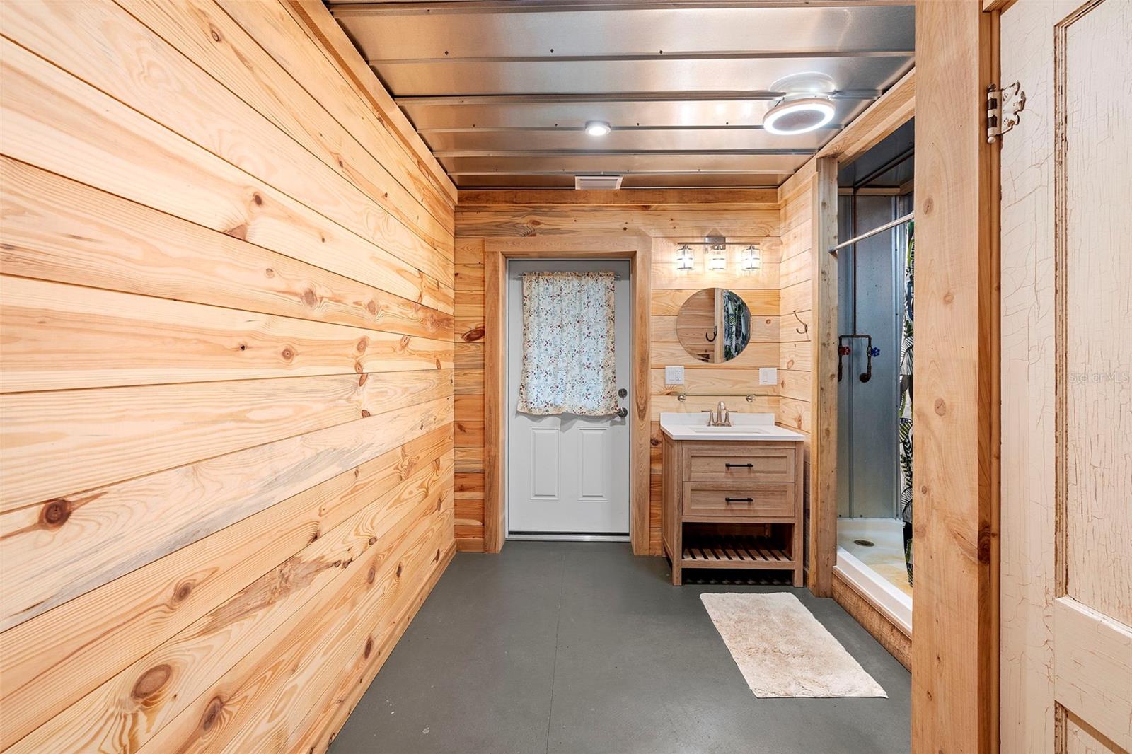 Image 20 of 93 For 2026 Lewis Road