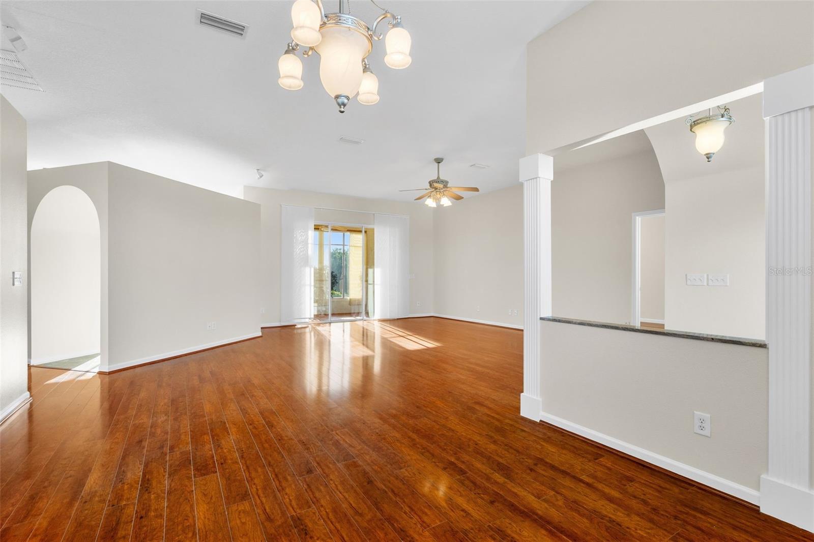 Image 16 of 44 For 1933 56th Terrace