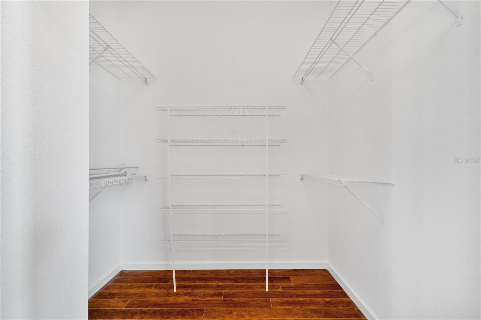 Image 26 of 44 For 1933 56th Terrace