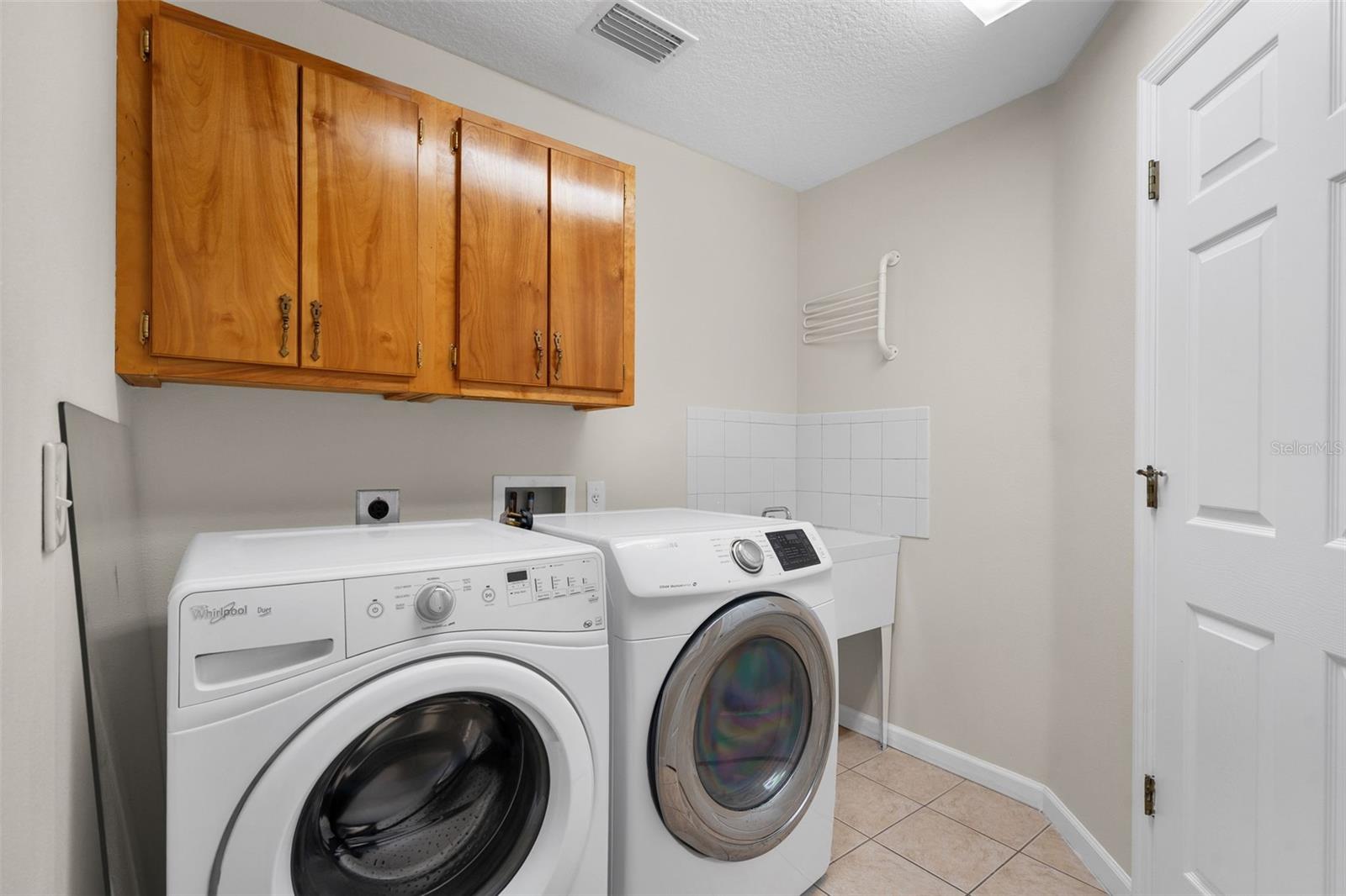 Image 28 of 44 For 1933 56th Terrace