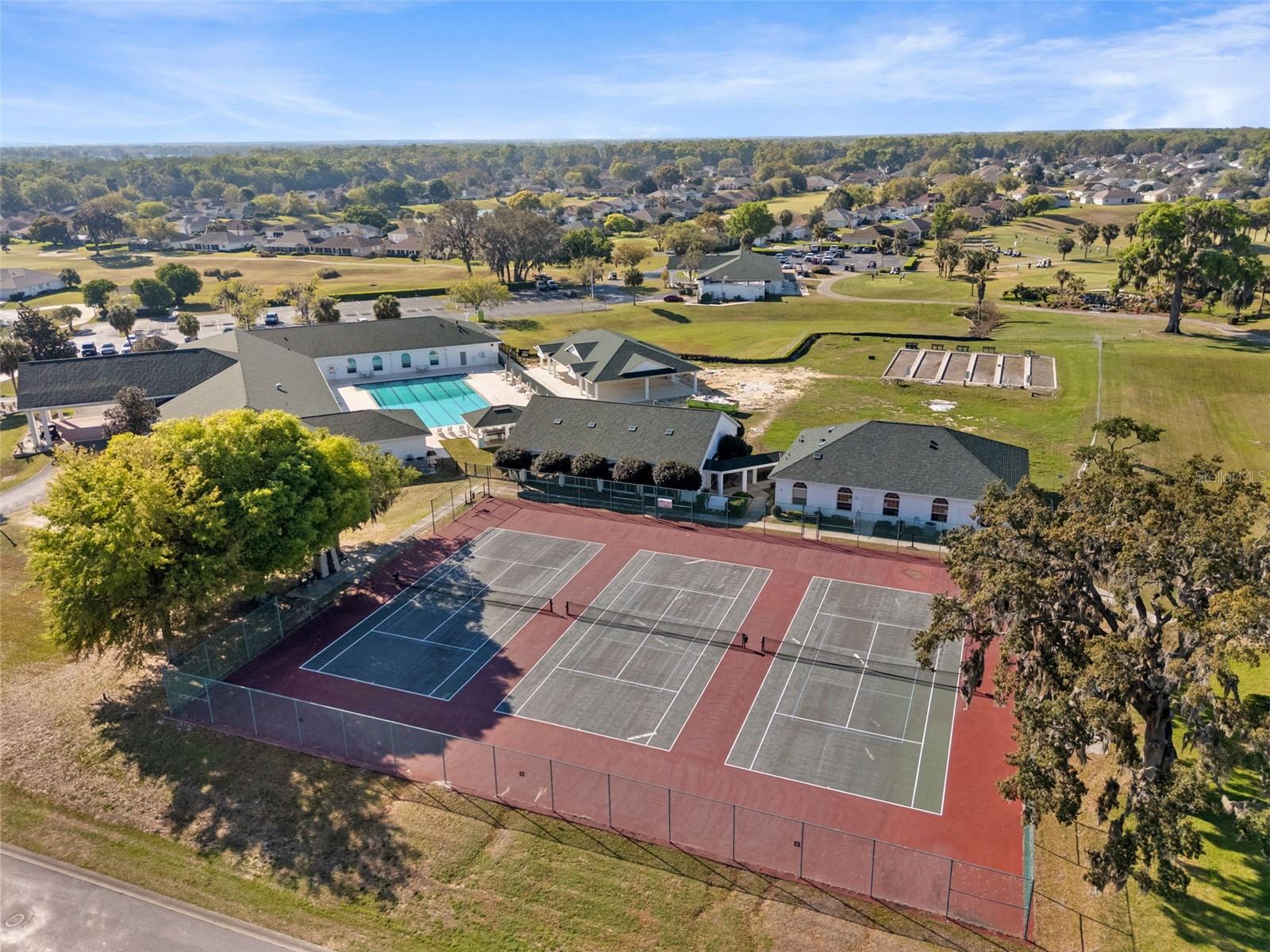 Image 32 of 44 For 1933 56th Terrace