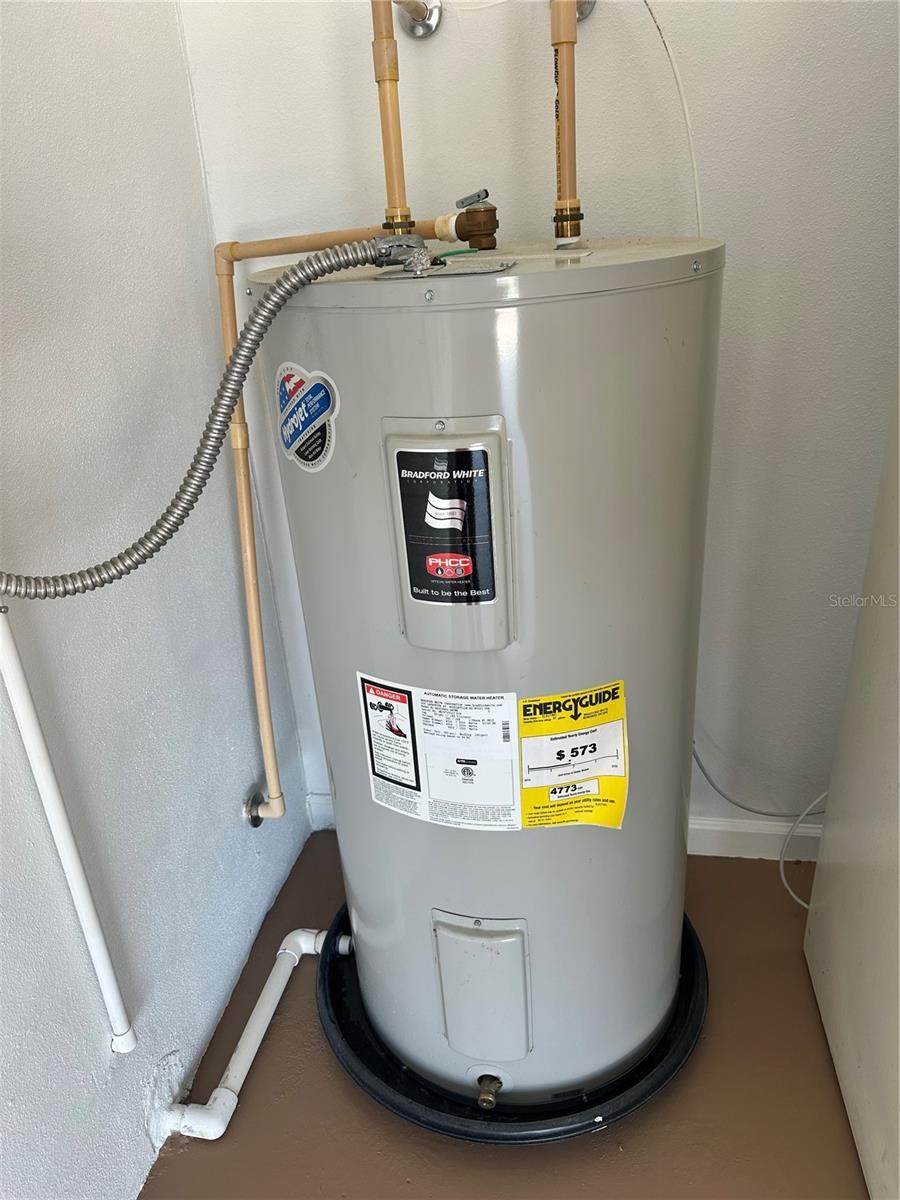 Image 40 of 44 For 1933 56th Terrace