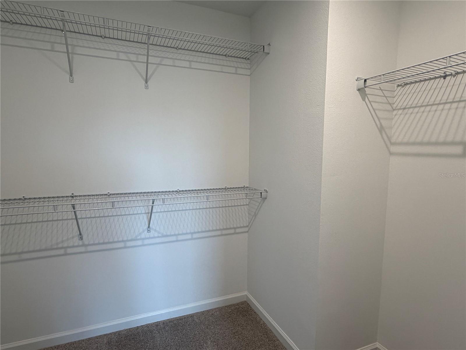 Image 14 of 53 For 9976 Red Canoe Alley