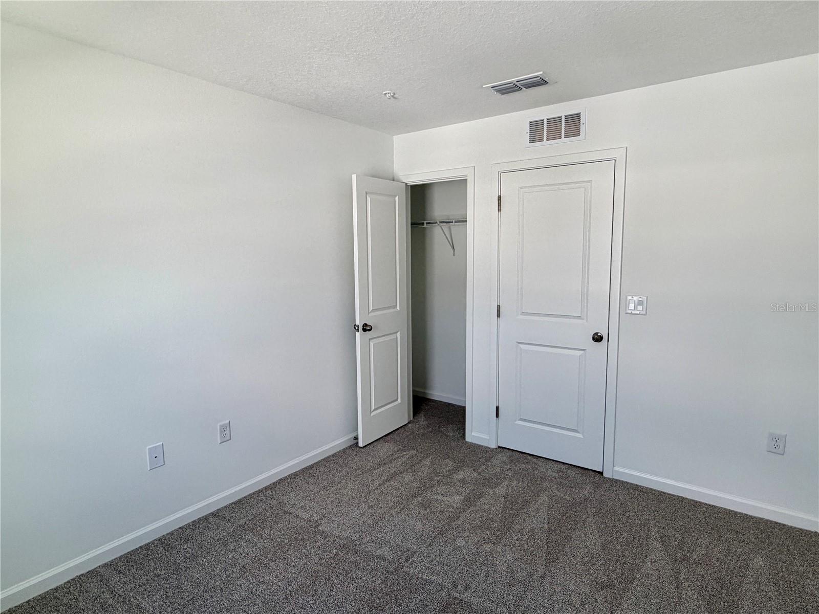 Image 23 of 53 For 9976 Red Canoe Alley